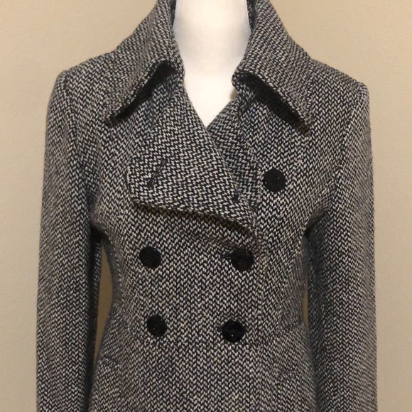 Guess coat sz M - Picture 4 of 10